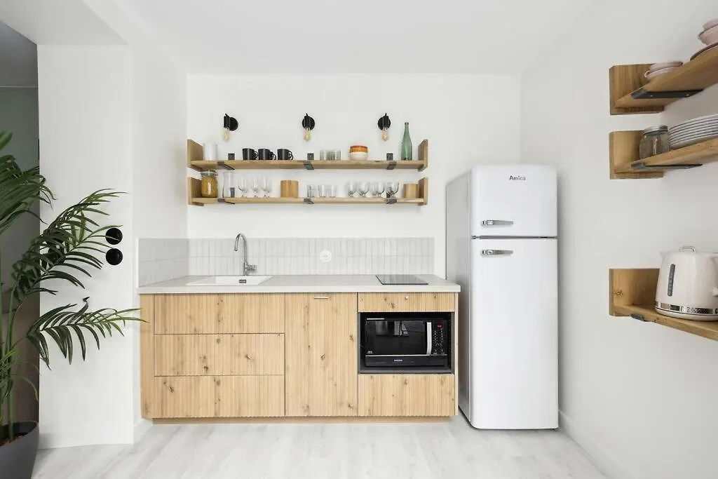Mykeypers - Cosy & Design Parisian Flat 4P - Batignolles Apartment France